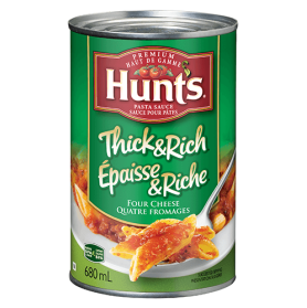 Sauce pour pâtes épaisse et riche aux quatre fromages